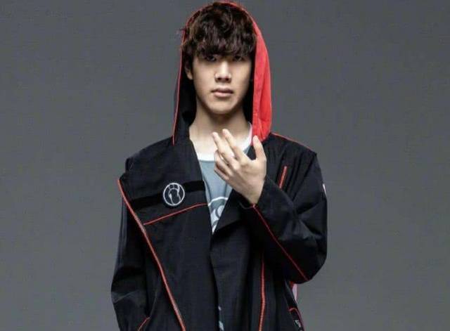 LCS：EG以3-1战胜FLY成功挺进下一轮，将在4月17日对阵C9。