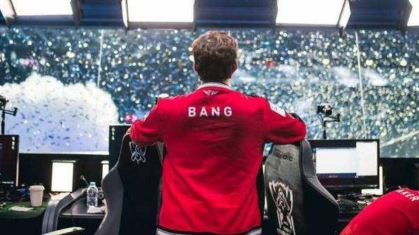 英雄联盟比分：2020LPL夏季总决赛，TES 3：2 击败JDG，LPL新王登基！