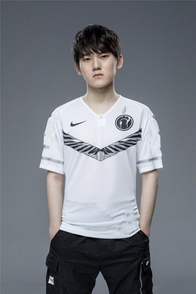 V5发布归队说明：Rookie刚刚抵达国内