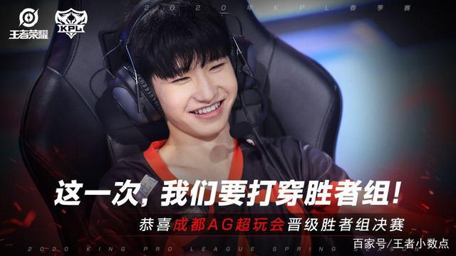 Zeka 真的是个聪明的家伙！在莎士比亚比赛中， Hanwha Life Esports 做出了决定性的决策，赢得了比赛，并在混乱中击败了 Nongshim RedForce 。
